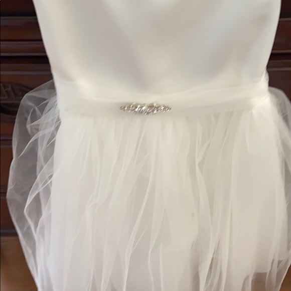 Gorgeous cream satin tulle skirt dress - Picture 2 of 5